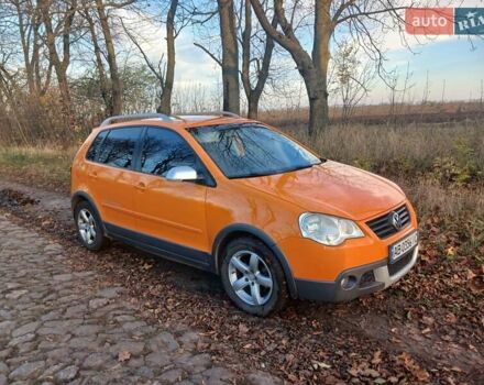 Помаранчевий Фольксваген Поло, об'ємом двигуна 1.39 л та пробігом 196 тис. км за 6700 $, фото 25 на Automoto.ua