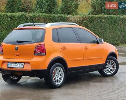 Оранжевый Фольксваген Поло, объемом двигателя 1.4 л и пробегом 230 тыс. км за 4850 $, фото 14 на Automoto.ua