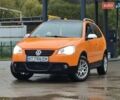 Оранжевый Фольксваген Поло, объемом двигателя 1.4 л и пробегом 230 тыс. км за 4850 $, фото 7 на Automoto.ua