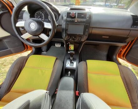 Оранжевый Фольксваген Поло, объемом двигателя 0 л и пробегом 130 тыс. км за 4750 $, фото 7 на Automoto.ua