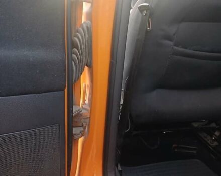 Помаранчевий Фольксваген Поло, об'ємом двигуна 1.39 л та пробігом 196 тис. км за 6700 $, фото 15 на Automoto.ua