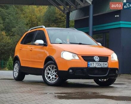 Оранжевый Фольксваген Поло, объемом двигателя 1.4 л и пробегом 230 тыс. км за 4850 $, фото 1 на Automoto.ua