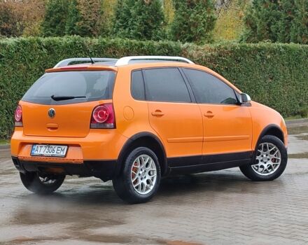 Оранжевый Фольксваген Поло, объемом двигателя 0 л и пробегом 130 тыс. км за 4750 $, фото 1 на Automoto.ua