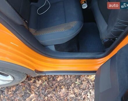 Помаранчевий Фольксваген Поло, об'ємом двигуна 1.39 л та пробігом 196 тис. км за 6700 $, фото 17 на Automoto.ua