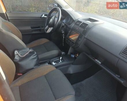 Помаранчевий Фольксваген Поло, об'ємом двигуна 1.39 л та пробігом 196 тис. км за 6700 $, фото 9 на Automoto.ua