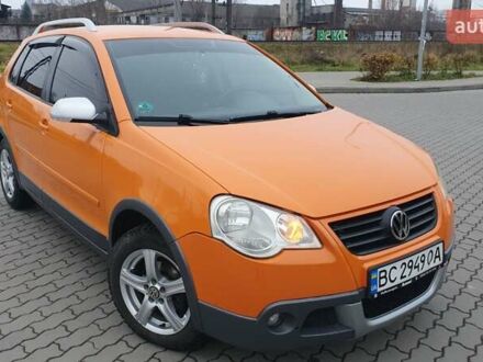 Помаранчевий Фольксваген Поло, об'ємом двигуна 1.2 л та пробігом 186 тис. км за 5000 $, фото 1 на Automoto.ua