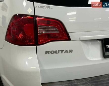 Белый Фольксваген Рутан, объемом двигателя 3.61 л и пробегом 200 тыс. км за 12490 $, фото 9 на Automoto.ua