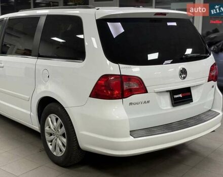 Белый Фольксваген Рутан, объемом двигателя 3.61 л и пробегом 201 тыс. км за 10990 $, фото 8 на Automoto.ua