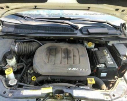 Фольксваген Рутан 2013 в Львове на Automoto.ua Белый Фольксваген Рутан, объемом двигателя 3.6 л и пробегом 183 тыс. км за 7000 $, фото 7 на Automoto.ua