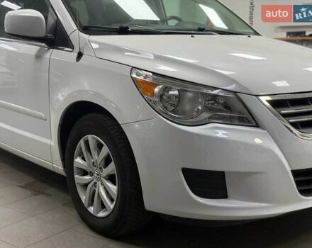 Білий Фольксваген Рутан, об'ємом двигуна 3.61 л та пробігом 200 тис. км за 11990 $, фото 2 на Automoto.ua