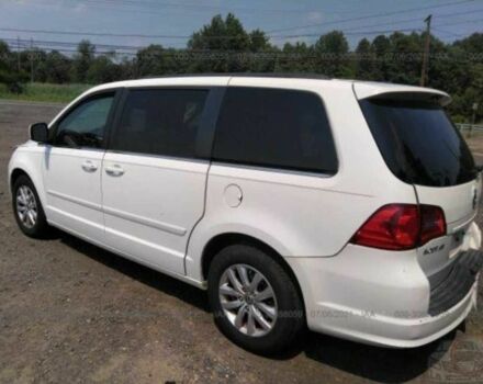 Фольксваген Рутан 2013 в Львове на Automoto.ua Белый Фольксваген Рутан, объемом двигателя 3.6 л и пробегом 183 тыс. км за 7000 $, фото 6 на Automoto.ua