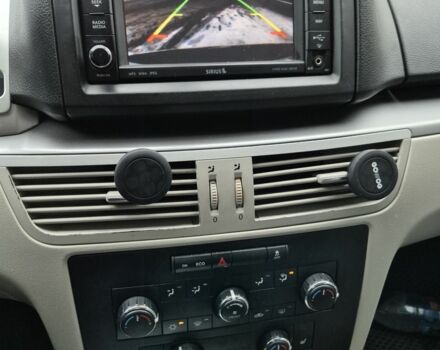 Белый Фольксваген Рутан, объемом двигателя 3.6 л и пробегом 319 тыс. км за 10700 $, фото 11 на Automoto.ua