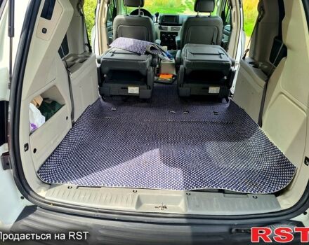 Белый Фольксваген Рутан, объемом двигателя 3.6 л и пробегом 280 тыс. км за 11500 $, фото 9 на Automoto.ua