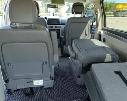 Белый Фольксваген Рутан, объемом двигателя 3.6 л и пробегом 319 тыс. км за 10700 $, фото 2 на Automoto.ua