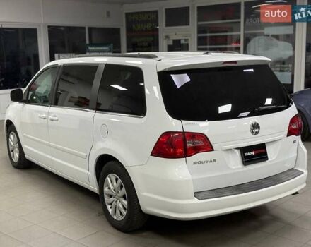 Белый Фольксваген Рутан, объемом двигателя 3.61 л и пробегом 200 тыс. км за 12490 $, фото 7 на Automoto.ua