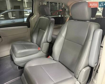 Белый Фольксваген Рутан, объемом двигателя 3.61 л и пробегом 200 тыс. км за 13990 $, фото 36 на Automoto.ua