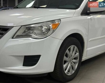 Белый Фольксваген Рутан, объемом двигателя 3.61 л и пробегом 200 тыс. км за 12490 $, фото 4 на Automoto.ua