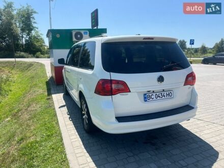 Білий Фольксваген Рутан, об'ємом двигуна 3.61 л та пробігом 389 тис. км за 12000 $, фото 1 на Automoto.ua