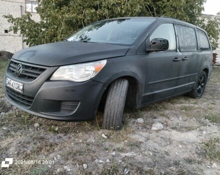 Фольксваген Рутан 2010 в Черкассах на Automoto.ua Черный Фольксваген Рутан, объемом двигателя 3.8 л и пробегом 210 тыс. км за 1500 $, фото 1 на Automoto.ua