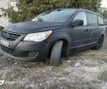 Фольксваген Рутан 2010 в Черкассах на Automoto.ua Черный Фольксваген Рутан, объемом двигателя 3.8 л и пробегом 210 тыс. км за 1500 $, фото 1 на Automoto.ua