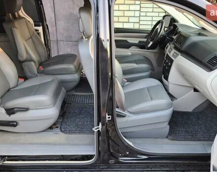 Черный Фольксваген Рутан, объемом двигателя 3.6 л и пробегом 150 тыс. км за 11390 $, фото 11 на Automoto.ua