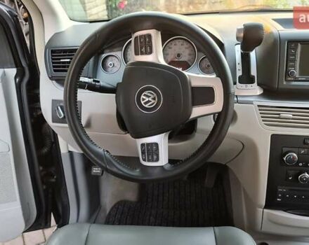 Черный Фольксваген Рутан, объемом двигателя 3.6 л и пробегом 150 тыс. км за 11390 $, фото 5 на Automoto.ua