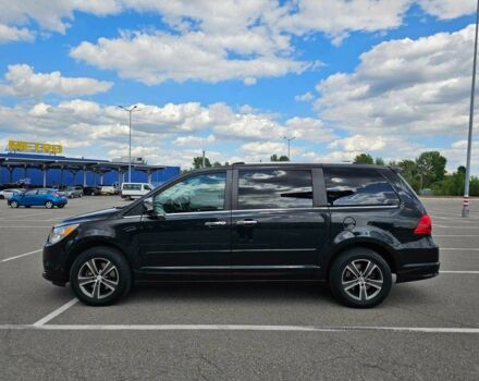 Фольксваген Рутан 2013 у Києві на Automoto.ua Чорний Фольксваген Рутан, об'ємом двигуна 3.6 л та пробігом 170 тис. км за 14800 $, фото 2 на Automoto.ua