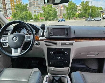 Фольксваген Рутан 2013 у Києві на Automoto.ua Чорний Фольксваген Рутан, об'ємом двигуна 3.6 л та пробігом 170 тис. км за 14800 $, фото 8 на Automoto.ua