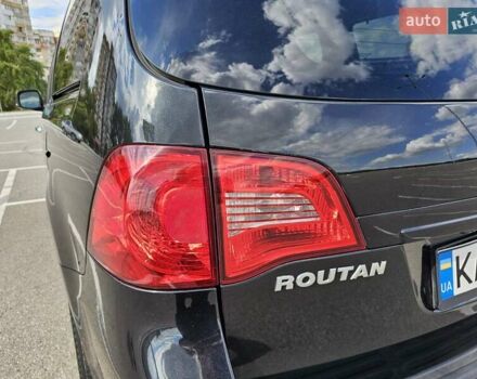 Фольксваген Рутан 2013 в Киеве на Automoto.ua Черный Фольксваген Рутан, объемом двигателя 3.6 л и пробегом 170 тыс. км за 15200 $, фото 2 на Automoto.ua