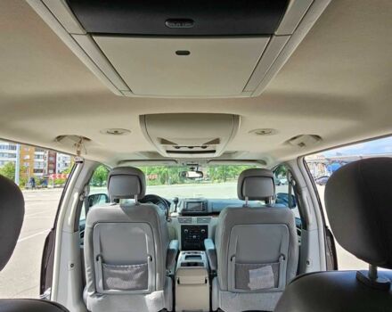 Фольксваген Рутан 2013 у Києві на Automoto.ua Чорний Фольксваген Рутан, об'ємом двигуна 3.6 л та пробігом 170 тис. км за 14800 $, фото 16 на Automoto.ua