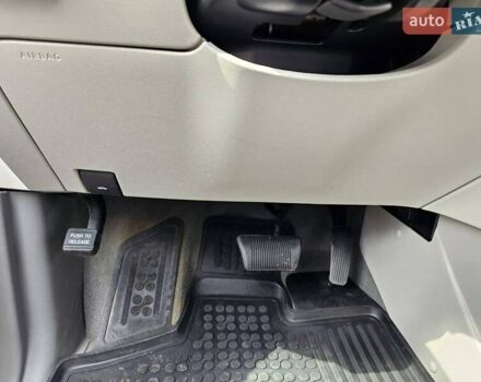 Фольксваген Рутан 2013 в Киеве на Automoto.ua Черный Фольксваген Рутан, объемом двигателя 3.6 л и пробегом 170 тыс. км за 15200 $, фото 28 на Automoto.ua