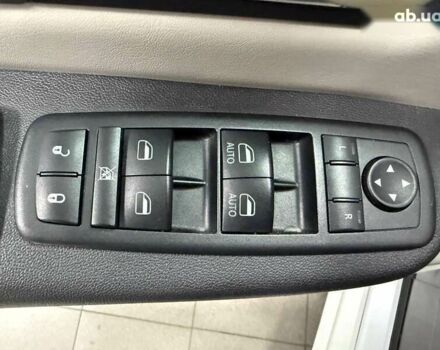 Фольксваген Рутан, объемом двигателя 3.6 л и пробегом 200 тыс. км за 13990 $, фото 16 на Automoto.ua