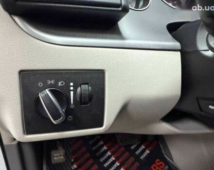 Фольксваген Рутан, объемом двигателя 3.6 л и пробегом 200 тыс. км за 13990 $, фото 19 на Automoto.ua