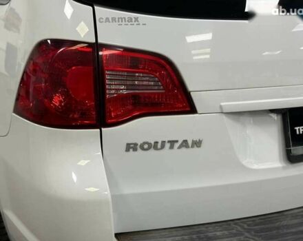 Фольксваген Рутан, об'ємом двигуна 3.6 л та пробігом 200 тис. км за 12490 $, фото 9 на Automoto.ua