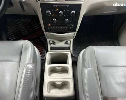 Фольксваген Рутан, об'ємом двигуна 3.6 л та пробігом 200 тис. км за 12490 $, фото 28 на Automoto.ua