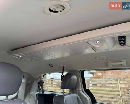 Сірий Фольксваген Рутан, об'ємом двигуна 3.6 л та пробігом 294 тис. км за 11990 $, фото 23 на Automoto.ua