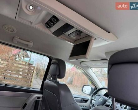 Сірий Фольксваген Рутан, об'ємом двигуна 3.6 л та пробігом 294 тис. км за 11990 $, фото 22 на Automoto.ua