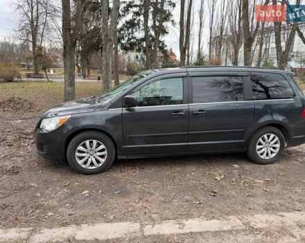 Сірий Фольксваген Рутан, об'ємом двигуна 3.6 л та пробігом 294 тис. км за 11990 $, фото 10 на Automoto.ua