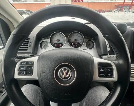 Серый Фольксваген Рутан, объемом двигателя 3.6 л и пробегом 292 тыс. км за 13000 $, фото 16 на Automoto.ua