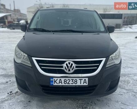 Серый Фольксваген Рутан, объемом двигателя 3.6 л и пробегом 292 тыс. км за 13000 $, фото 7 на Automoto.ua