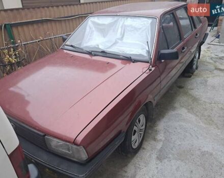 Красный Фольксваген Сантана, объемом двигателя 1.8 л и пробегом 320 тыс. км за 650 $, фото 1 на Automoto.ua