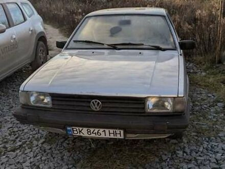 Сірий Фольксваген Сантана, об'ємом двигуна 1.6 л та пробігом 264 тис. км за 900 $, фото 1 на Automoto.ua