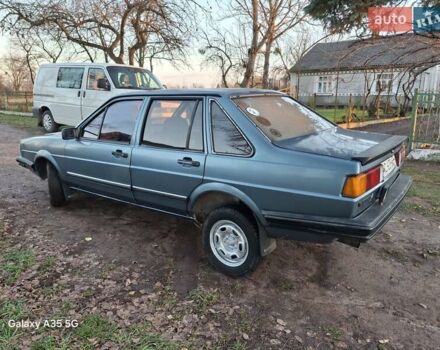 Зеленый Фольксваген Сантана, объемом двигателя 1.76 л и пробегом 300 тыс. км за 1000 $, фото 8 на Automoto.ua