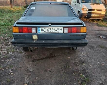 Зеленый Фольксваген Сантана, объемом двигателя 1.76 л и пробегом 300 тыс. км за 1000 $, фото 6 на Automoto.ua