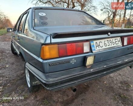 Зеленый Фольксваген Сантана, объемом двигателя 1.76 л и пробегом 300 тыс. км за 1000 $, фото 14 на Automoto.ua