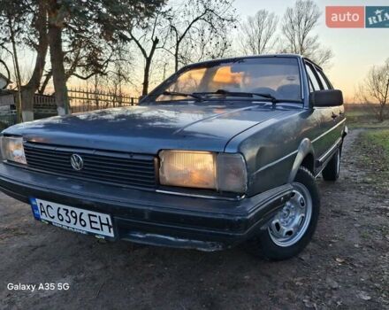 Зеленый Фольксваген Сантана, объемом двигателя 1.76 л и пробегом 300 тыс. км за 1000 $, фото 12 на Automoto.ua