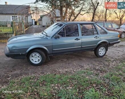 Зеленый Фольксваген Сантана, объемом двигателя 1.76 л и пробегом 300 тыс. км за 1000 $, фото 9 на Automoto.ua