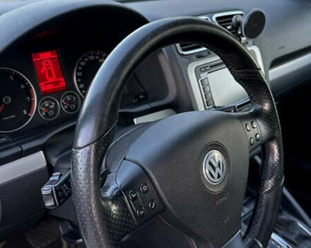 Белый Фольксваген Скирокко, объемом двигателя 2 л и пробегом 213 тыс. км за 13000 $, фото 7 на Automoto.ua