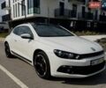 Белый Фольксваген Скирокко, объемом двигателя 2 л и пробегом 215 тыс. км за 9800 $, фото 1 на Automoto.ua