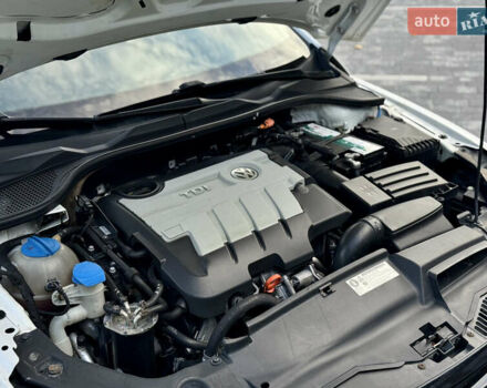 Белый Фольксваген Скирокко, объемом двигателя 1.97 л и пробегом 350 тыс. км за 5999 $, фото 39 на Automoto.ua